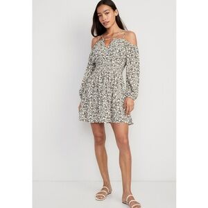 NWT Old Navy Waist-Defined Floral Cold-Shoulder Cutout Smocked Mini Dress Cream
